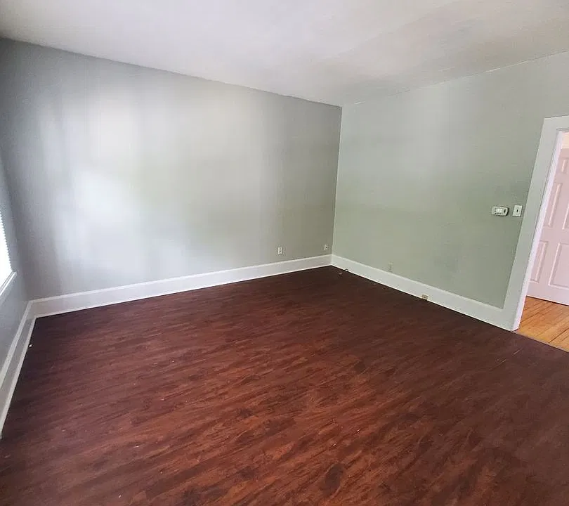 110 W Center St