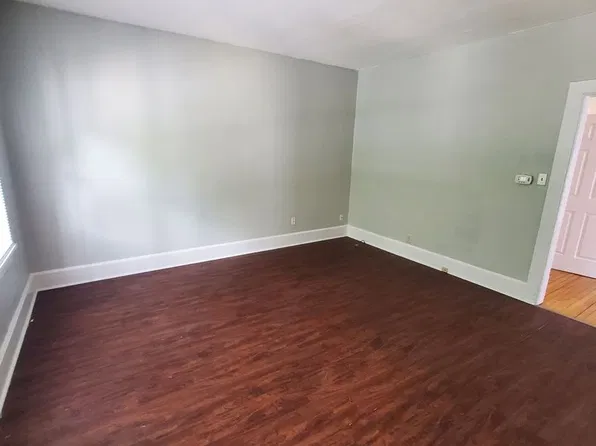 110 W Center St, Milwaukee, WI 53212