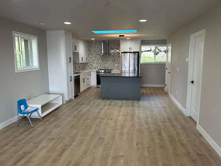 448 E Lake Sammamish Pkwy NE — Photo 12