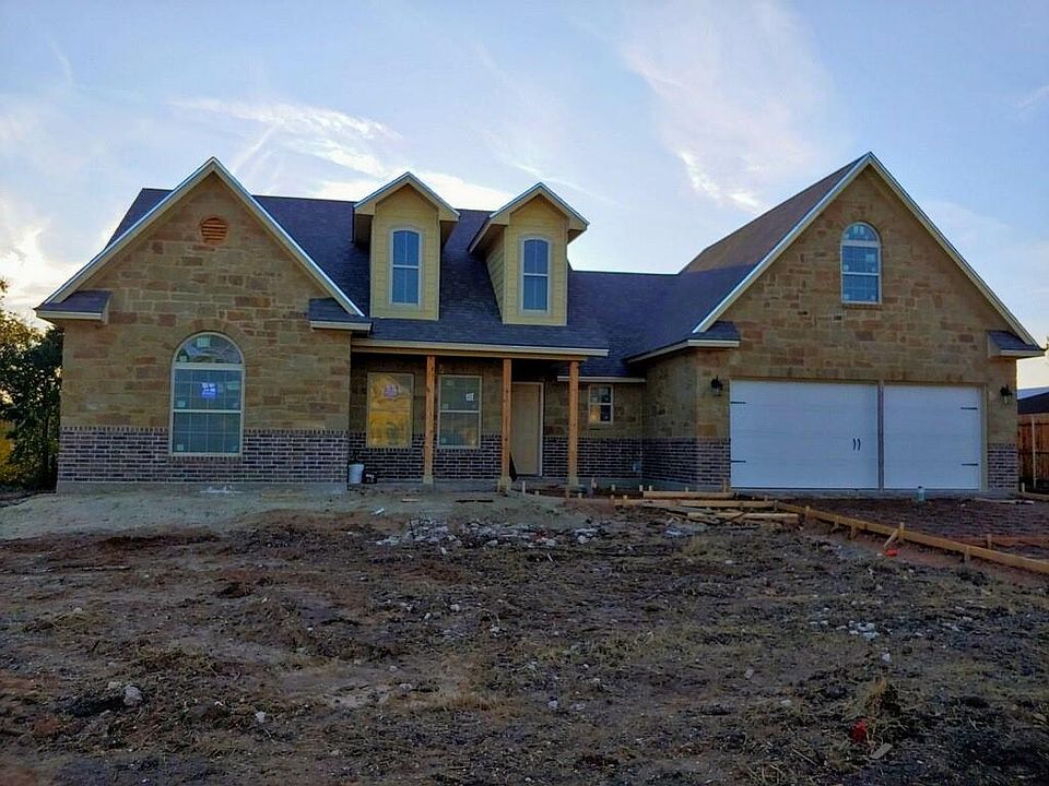 1st image of 354 Violet Dr