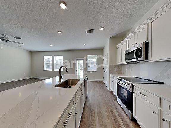 3rd image of 4759 Tributary Ln