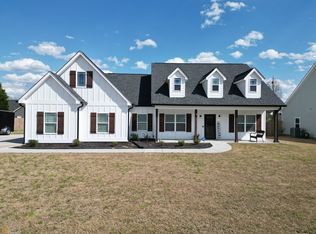 23 Royal Oaks Dr NE, Rome, GA 30165