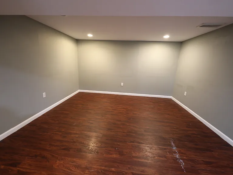 6466 Ponset St — Photo 30