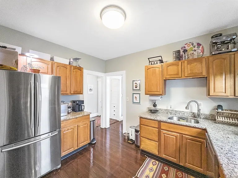 41 Child St #3 — Photo 16