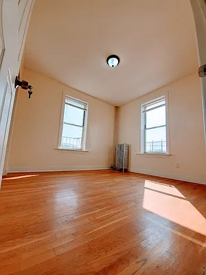 Rented by Compass | media 6