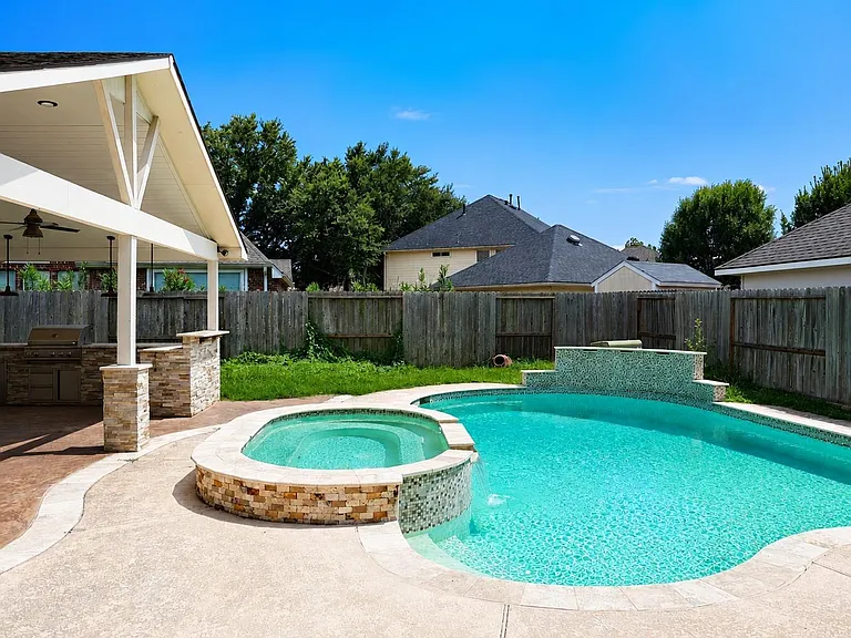 3906 Lakeridge Canyon Dr — Photo 26