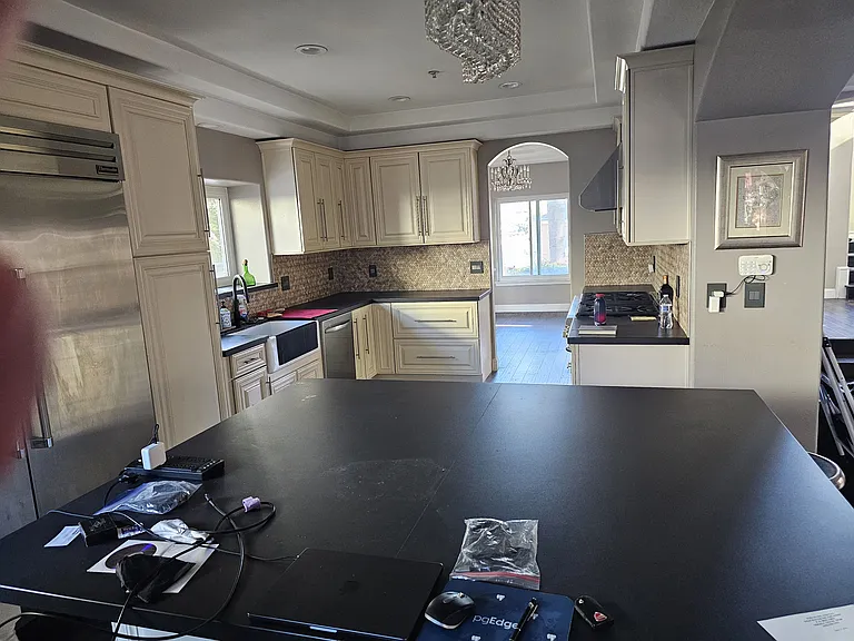 1805 Harriman Ln #A — Photo 11