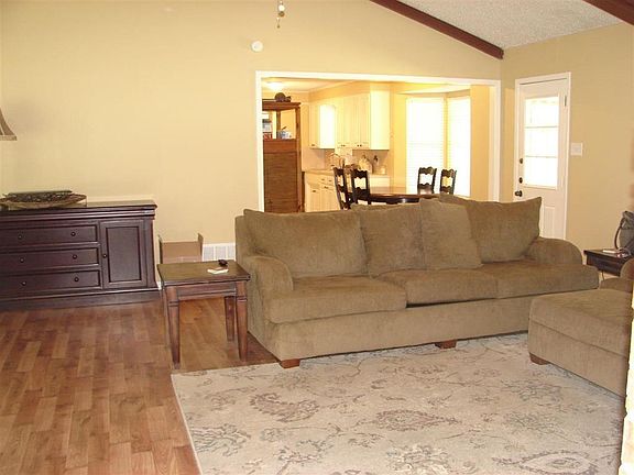 3rd image of 112 Gatewood Dr