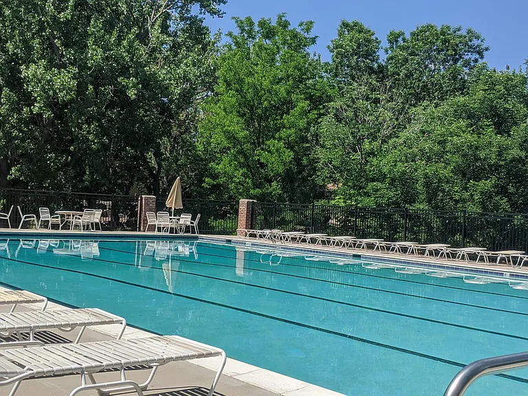 SouthPark2 community Pool