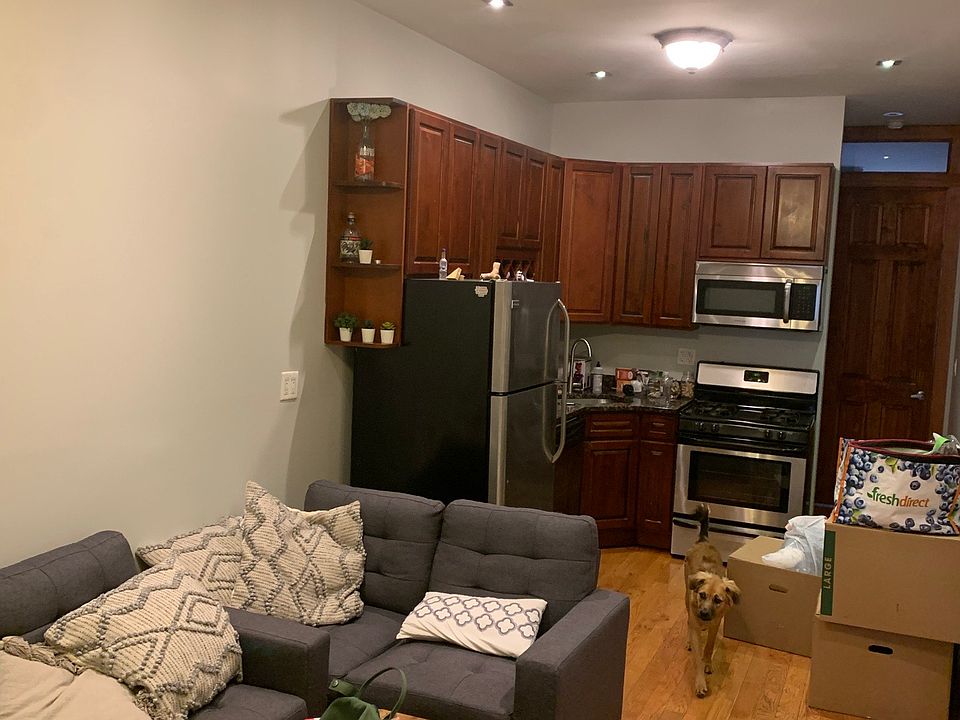 1st image of 67 Richardson St APT 1R