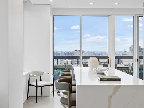 422 East 72nd Street image 22 of 57