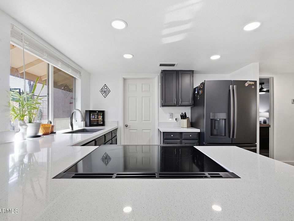 13th image of 4536 W Continental Drive