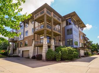 1403 Copper Trce APT 204, Cleveland Heights, OH