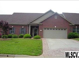 905 3rd St NE, Conover, NC 28613