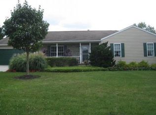 5038 Short Rd, Spring Grove, PA 17362