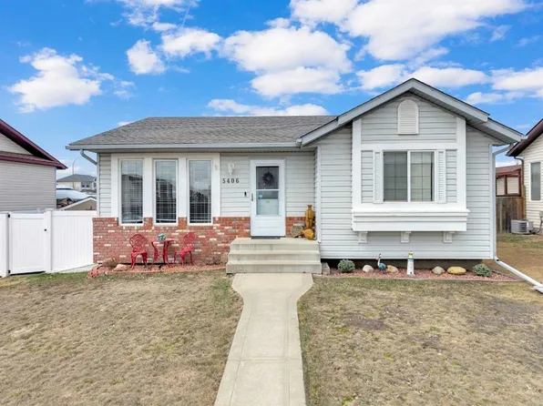 5406 E Prairie Ridge Ave, Blackfalds, AB T4M 0C9