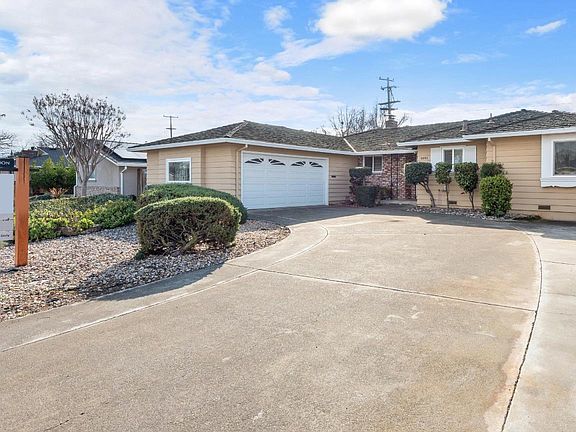2nd image of 2092 Cirone Way