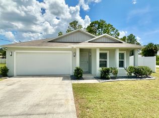 2 Rosecroft Ln, Palm Coast, FL 32164