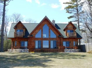 W5499 48th Ave, Menominee, MI 49858