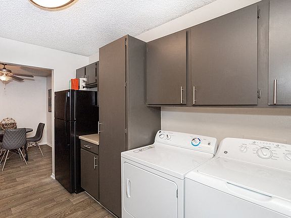 Some Units Have Washer/Dryers!
