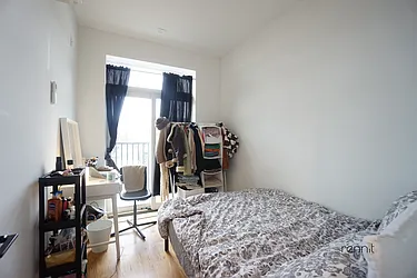 Rented by Rennit Inc.