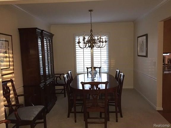 3rd image of 2740 Coral Dr