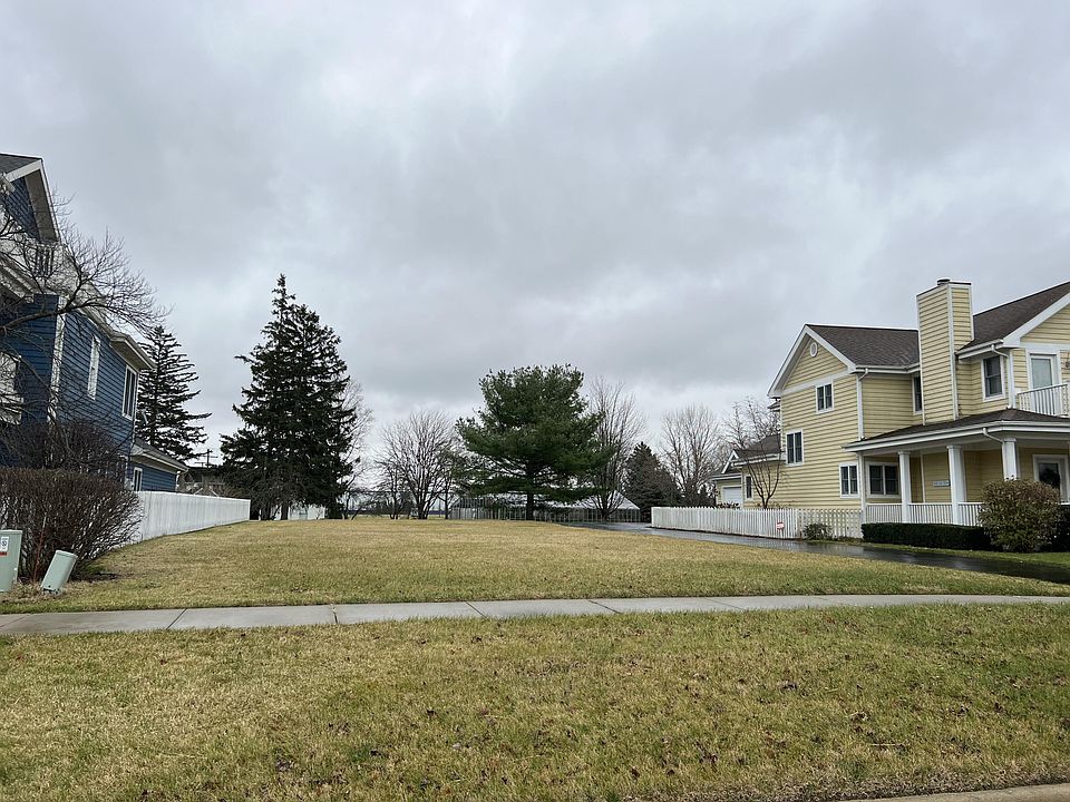 1st image of 3495 Bluegrass Way #49