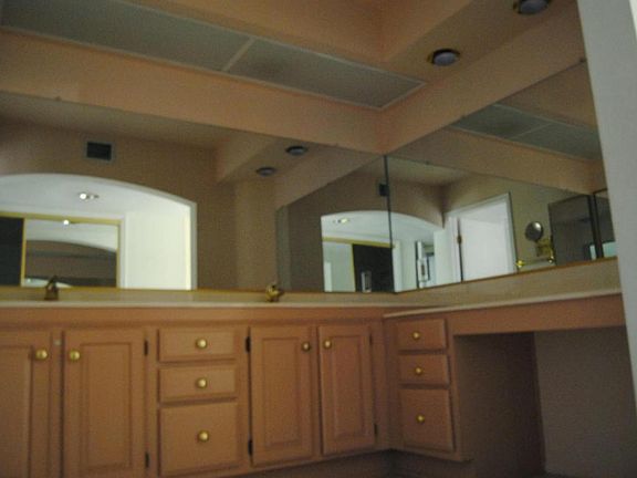 5th image of 13331 W Meeker Blvd