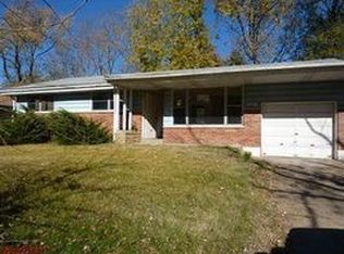 2211 Hollis Dr, Saint Louis, MO 63136