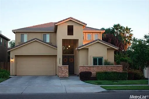 3044 Merle Ave photo 1