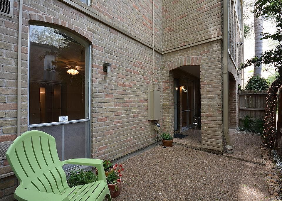 1st image of 4639 Wild Indigo St #27/463