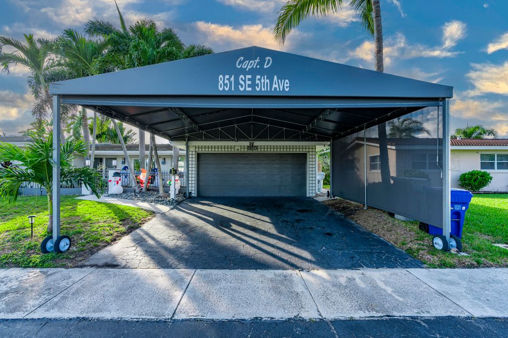 851 SE 5th Avenue, photo 8