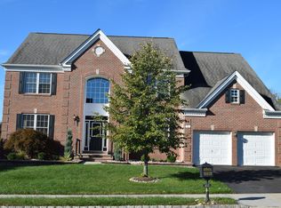 42 Sunflower Way, Huntingdon Valley, PA 19006