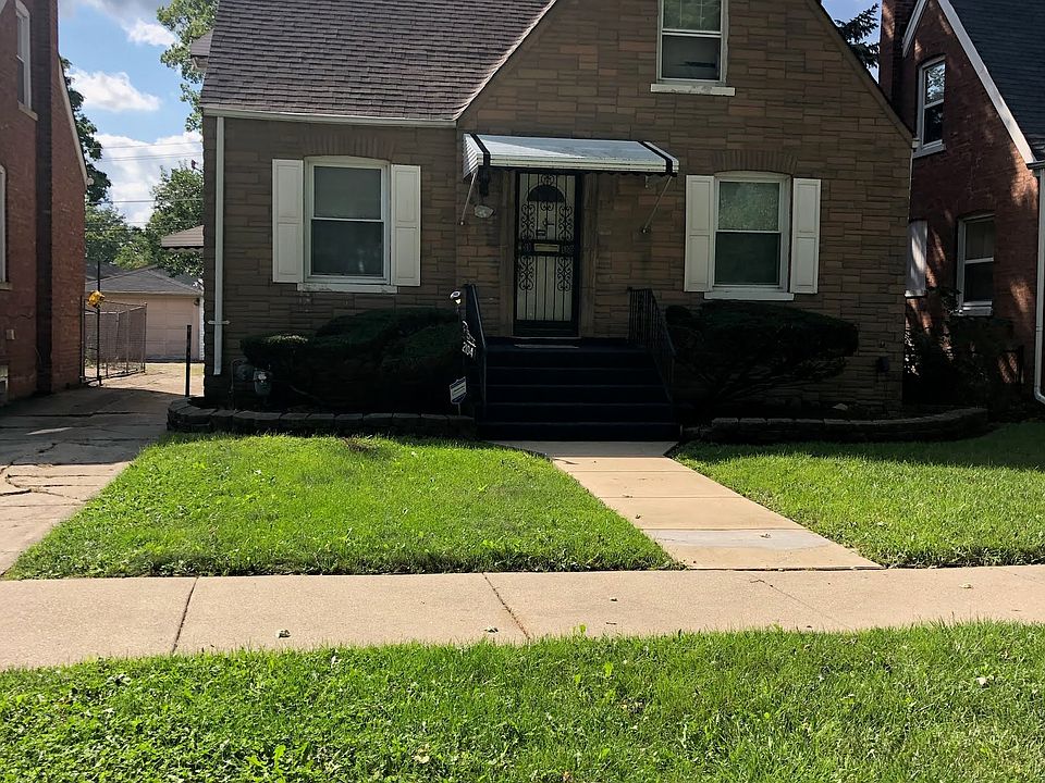 1st image of 2104 S 12th Ave