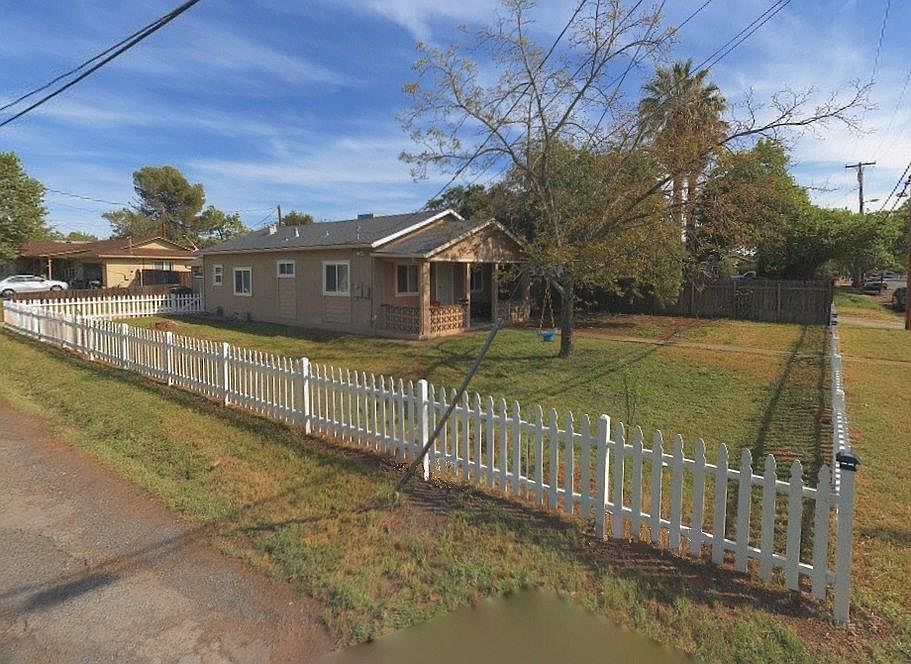 1st image of 895 S Herold Ave