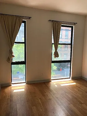 Rented by Dream Space Realty | media 27