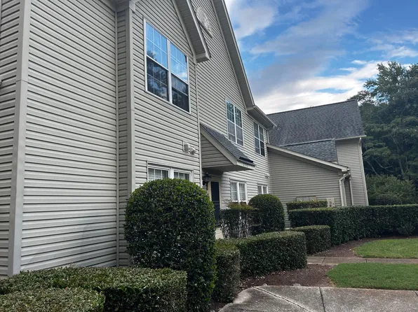 2385 London Pointe Dr, Virginia Beach, VA 23454
