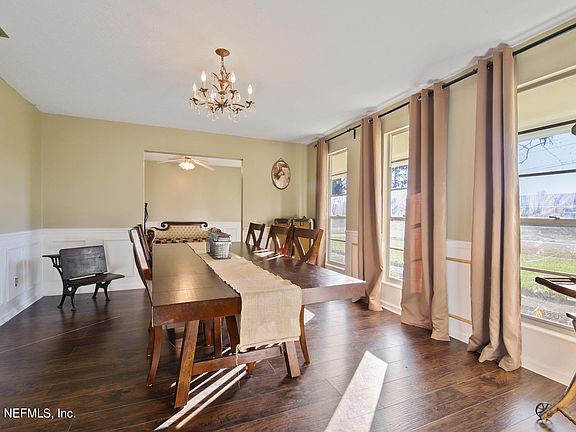 3rd image of 7553 Duclay Forest Dr W