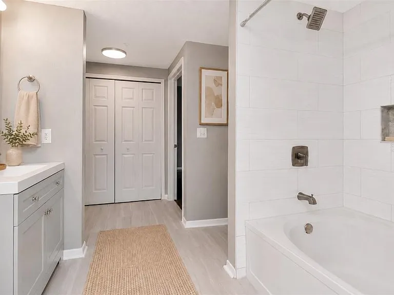 2010 E Palm Ave #15310 — Photo 11