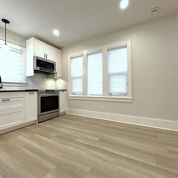 1748 Hall Ave #MAIN — Photo 6