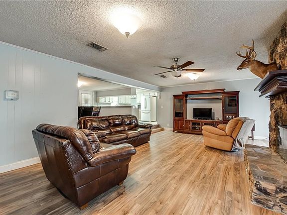 4th image of 1312 SW County Road 3040