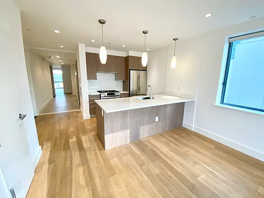 Rented by MOTION New York | media 15