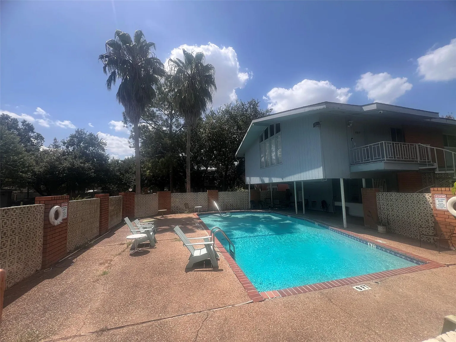 2 bed, 1.5 bath, 1152 sqft, $1,450 — Photo 2