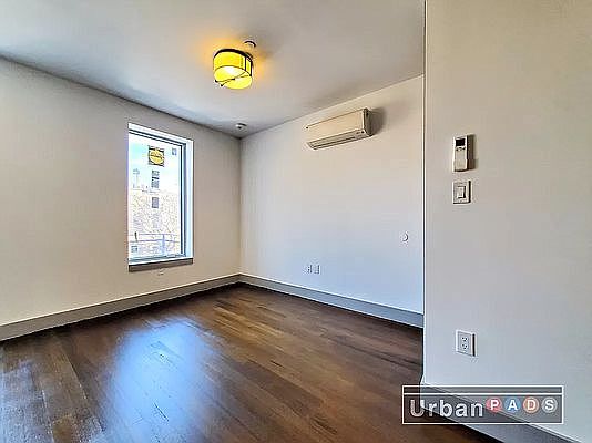 4th image of 408 Suydam St #3F
