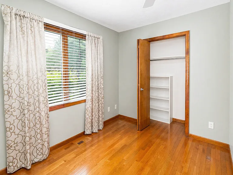 51225 Brandychase W — Photo 16