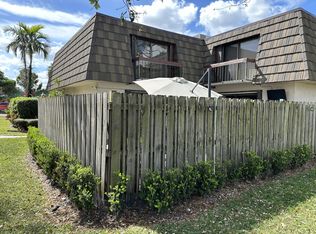 4039 Palm Bay Cir APT B, West Palm Beach, FL 33406