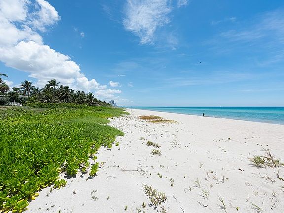 4th image of 135 Ocean Blvd