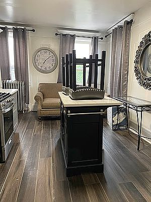 1st image of 343 Jefferson Ave #2
