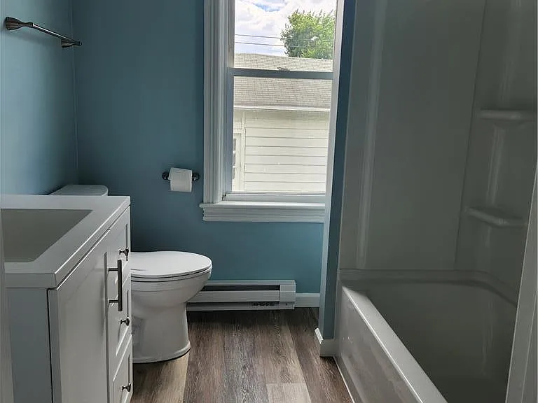 2347 Washington Ave #1 — Photo 8