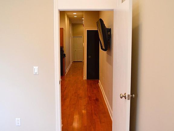 3rd image of 1412 W Susquehanna Ave APT 1